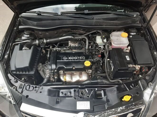 Opel Astra 2009, 139,400 km - 1.4 l - Bakı