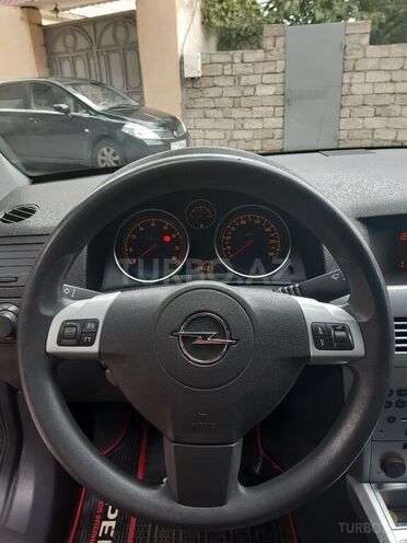 Opel Astra 2009, 139,400 km - 1.4 l - Bakı