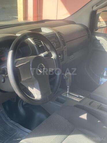 Nissan Navara 2013, 313,000 km - 2.5 l - Bakı