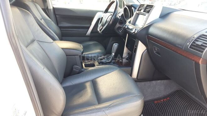 Toyota Prado 2010, 185,000 km - 2.7 l - Bakı