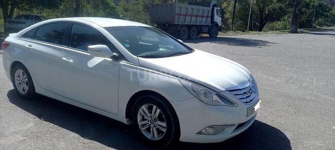 Hyundai Sonata 2012, 264,000 km - 2.0 l - Quba