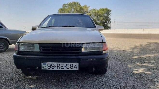 Opel Vectra 1991, 300,000 km - 1.8 л - Şəmkir
