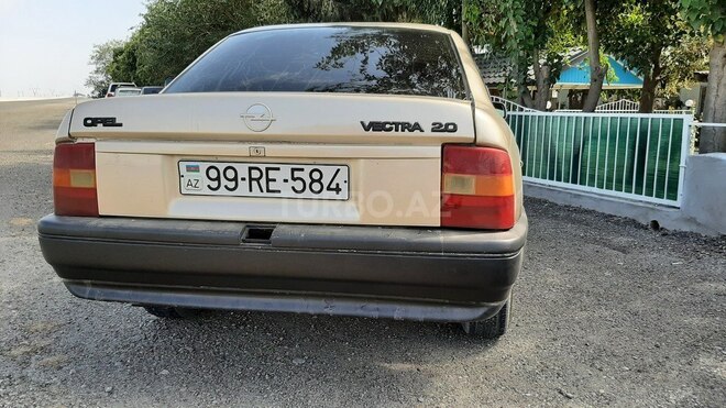 Opel Vectra 1991, 300,000 km - 1.8 л - Şəmkir
