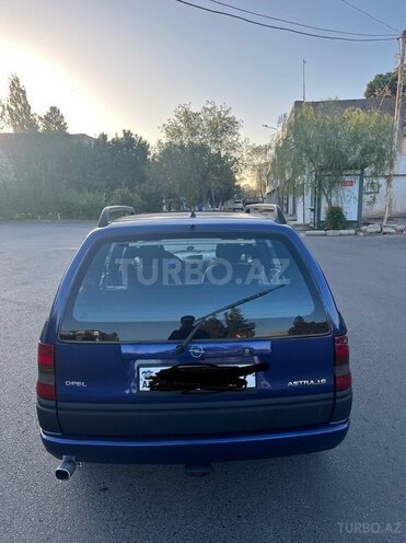 Opel Astra 1995, 321,000 km - 1.6 l - Sumqayıt