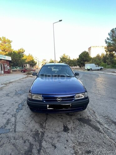 Opel Astra 1995, 321,000 km - 1.6 l - Sumqayıt