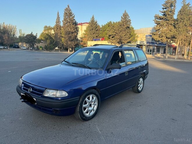 Opel Astra 1995, 321,000 km - 1.6 l - Sumqayıt