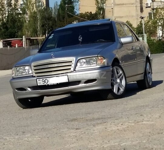 Mercedes C 230 2000, 230,000 km - 2.3 l - Bakı