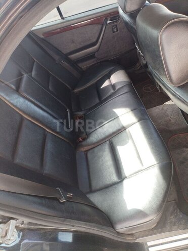 Mercedes C 220 1995, 661,440 km - 2.2 l - Bakı
