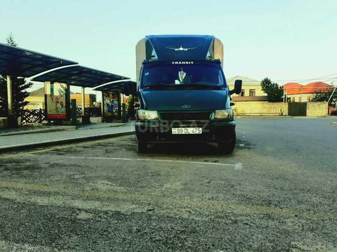 Ford Transit 2001, 243,000 km - 2.4 л - Quba