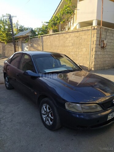 Opel Vectra 1997, 370,000 km - 1.8 л - Bakı