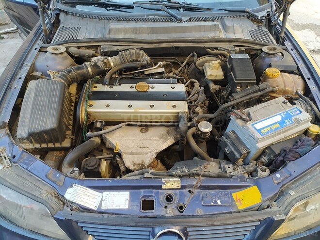 Opel Vectra 1997, 370,000 km - 1.8 л - Bakı