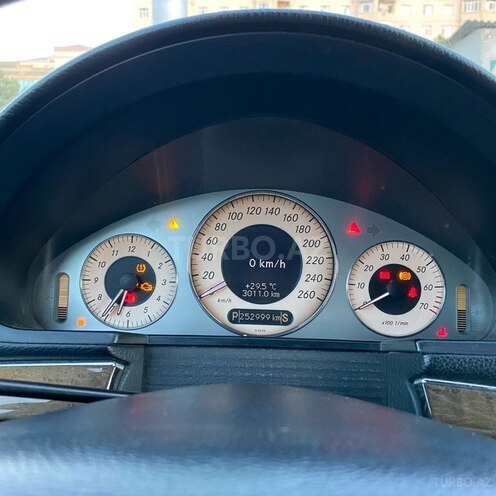 Mercedes E 350 2006, 252,000 km - 3.5 l - Sumqayıt