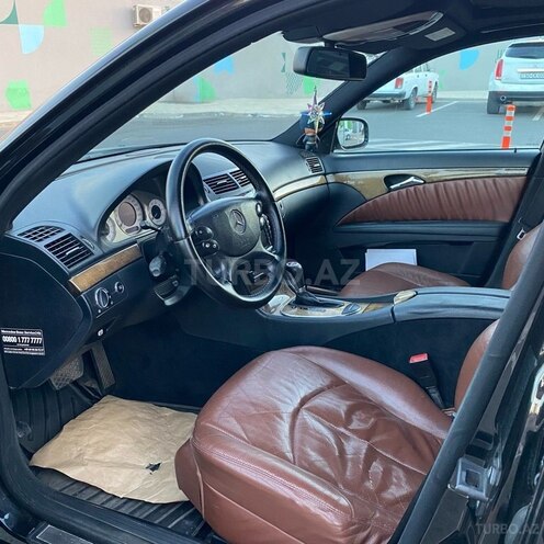 Mercedes E 350 2006, 252,000 km - 3.5 l - Sumqayıt
