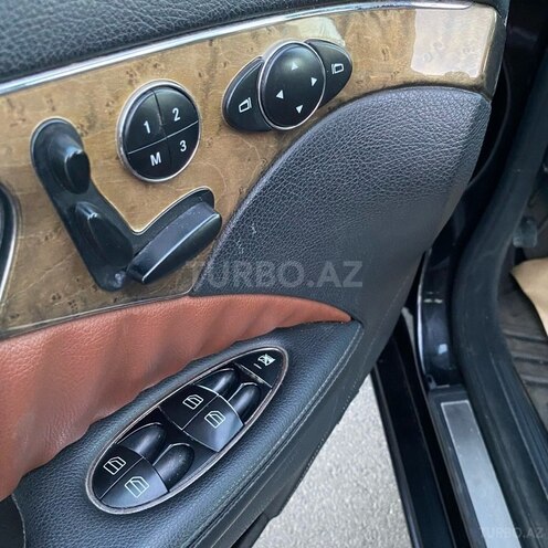 Mercedes E 350 2006, 252,000 km - 3.5 l - Sumqayıt