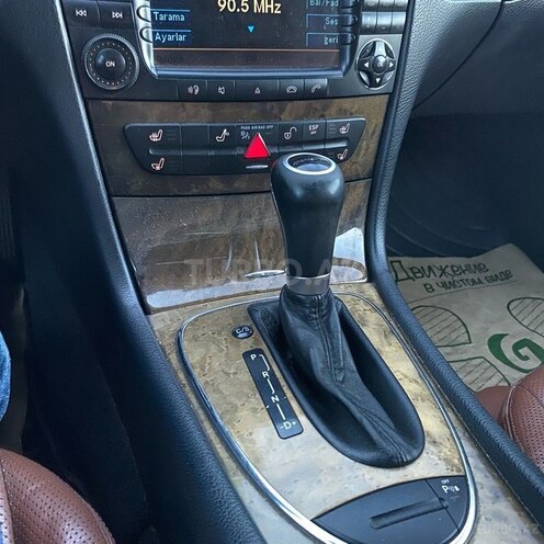 Mercedes E 350 2006, 252,000 km - 3.5 l - Sumqayıt