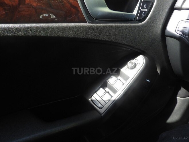 Audi A4 2013, 141,000 km - 1.8 l - Bakı