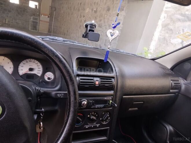 Opel Astra 1999, 238,500 km - 1.8 l - Şəki