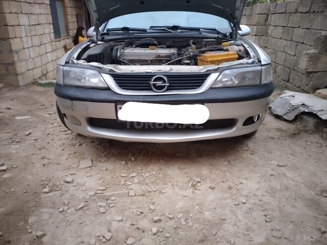 Opel Vectra 1998, 330,000 km - 2.0 l - Bakı