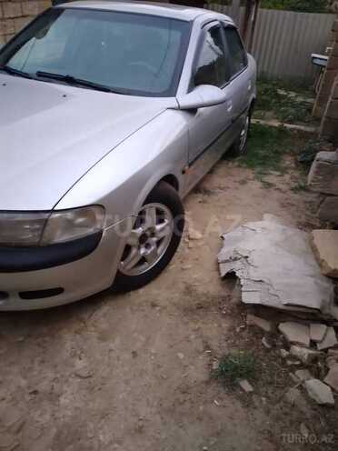 Opel Vectra 1998, 330,000 km - 2.0 l - Bakı