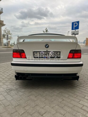 BMW 330 1998, 90,000 km - 3.0 l - Bakı