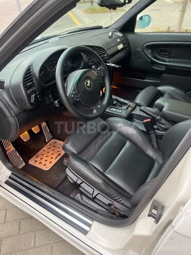 BMW 330 1998, 90,000 km - 3.0 l - Bakı