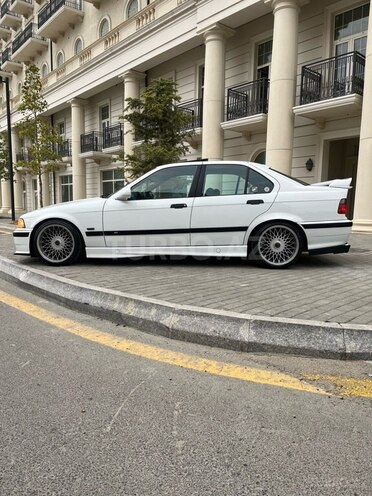 BMW 330 1998, 90,000 km - 3.0 l - Bakı