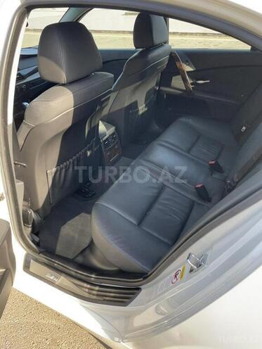 BMW 525 2005, 86,400 km - 2.5 л - Bakı
