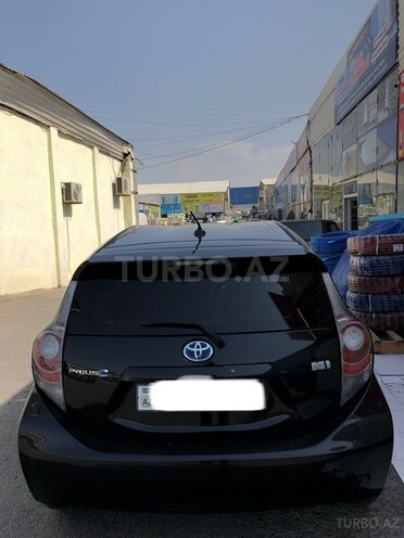 Toyota Prius C 2013, 162,402 km - 1.5 l - Bakı