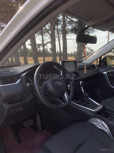 Toyota RAV4 2021, 27,500 km - 2.0 l - Bakı