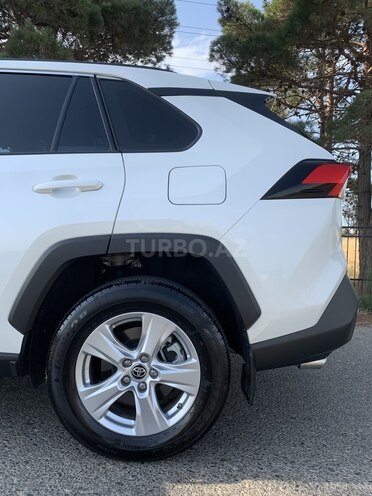Toyota RAV4 2021, 27,500 km - 2.0 l - Bakı