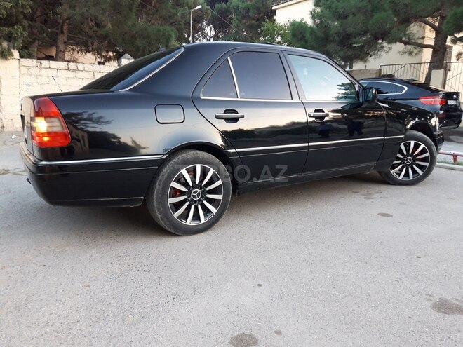 Mercedes C 220 1995, 400,100 km - 2.2 l - Sumqayıt