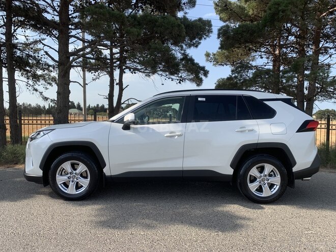 Toyota RAV4 2021, 27,500 km - 2.0 l - Bakı