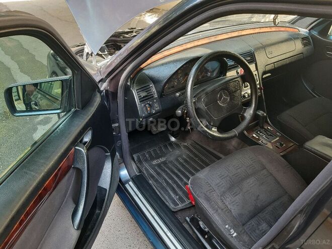 Mercedes C 220 1997, 592,123 km - 2.2 l - Bakı