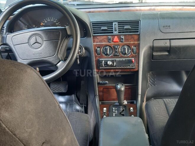 Mercedes C 220 1997, 592,123 km - 2.2 l - Bakı