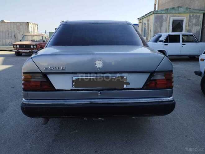 Mercedes E 250 1992, 300,000 km - 2.5 л - Bakı