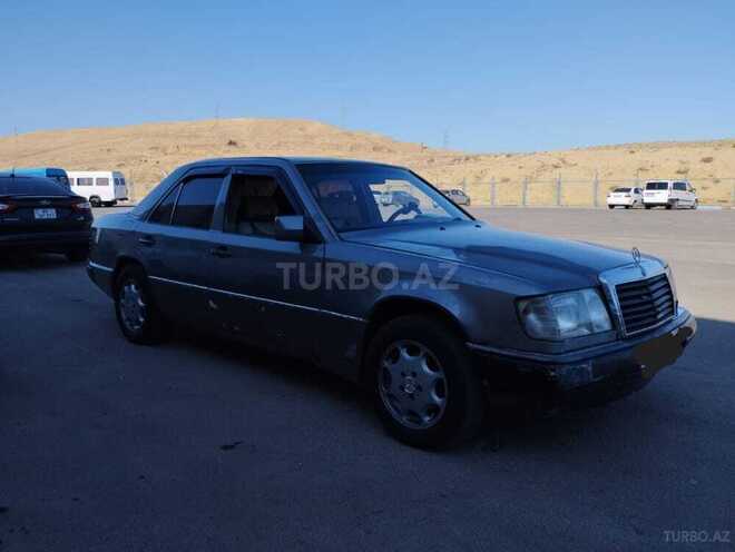 Mercedes E 250 1992, 300,000 km - 2.5 л - Bakı