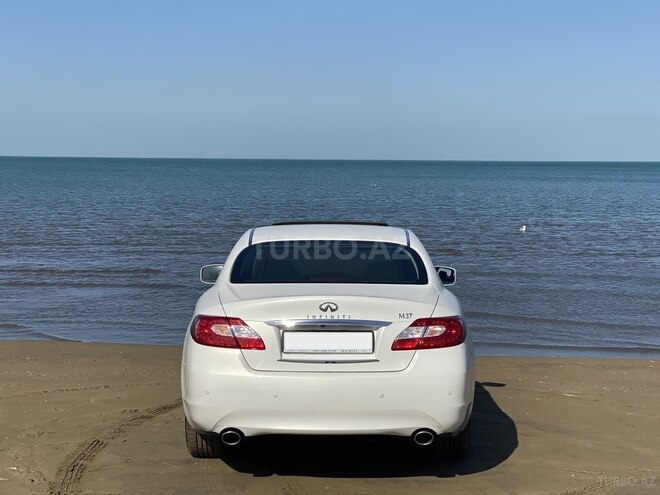 Infiniti  2013, 82,990 km - 3.7 л - Bakı