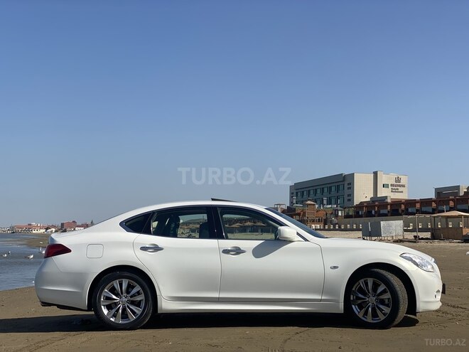 Infiniti  2013, 82,990 km - 3.7 л - Bakı
