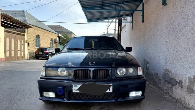 BMW 318 1993, 300,000 km - 1.8 l - Bakı