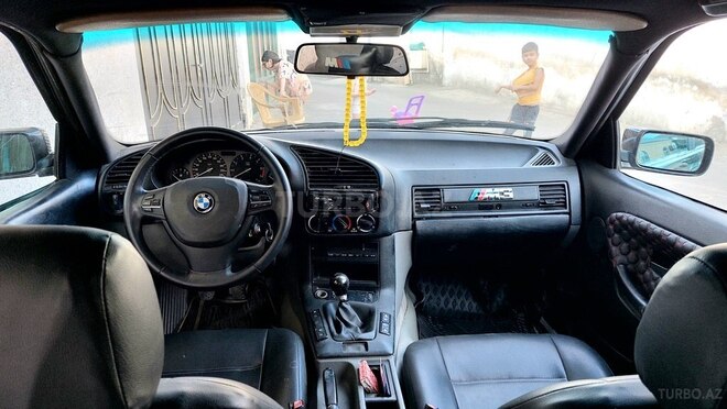 BMW 318 1993, 300,000 km - 1.8 l - Bakı
