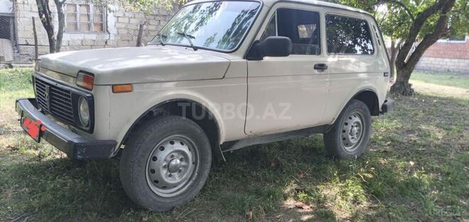 LADA (VAZ) Niva 1992, 200,000 km - 1.6 л - Zaqatala