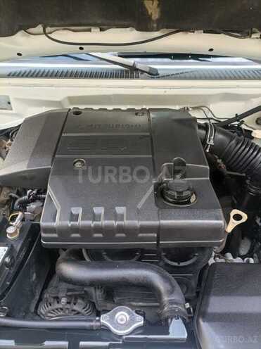 Mitsubishi Pajero io 2001, 370,000 km - 2.0 l - Bakı