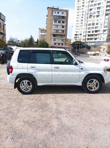 Mitsubishi Pajero io 2001, 370,000 km - 2.0 l - Bakı