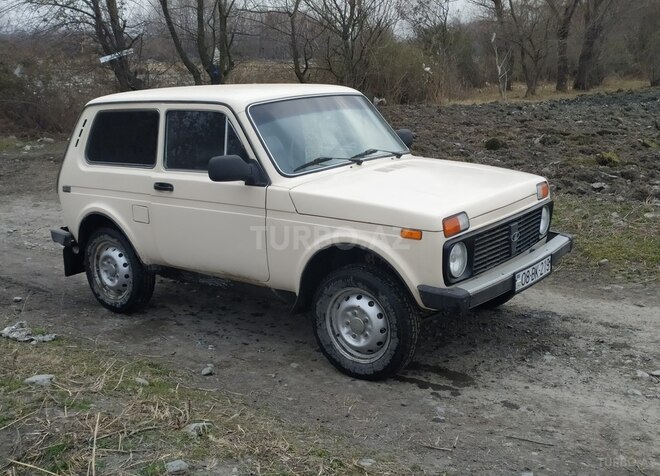 LADA (VAZ) Niva 1992, 200,000 km - 1.6 л - Zaqatala