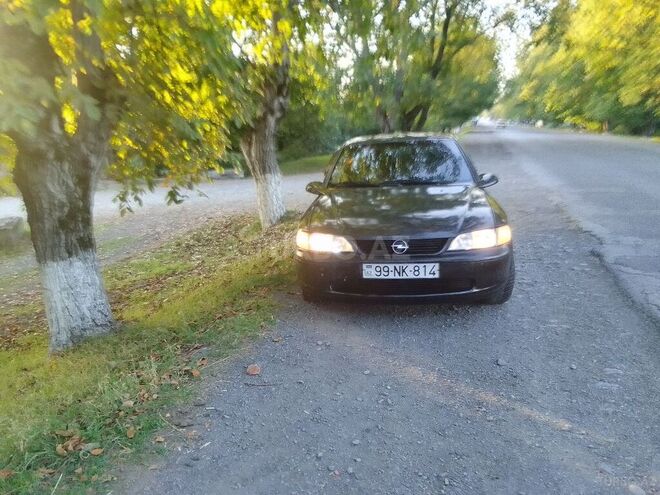 Opel Vectra 1997, 412,255 km - 1.8 l - Zaqatala