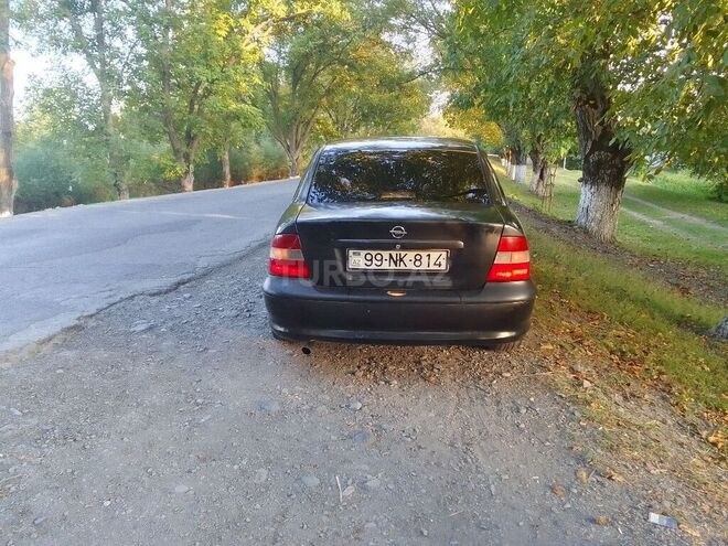 Opel Vectra 1997, 412,255 km - 1.8 l - Zaqatala