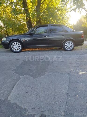 Opel Vectra 1997, 412,255 km - 1.8 l - Zaqatala