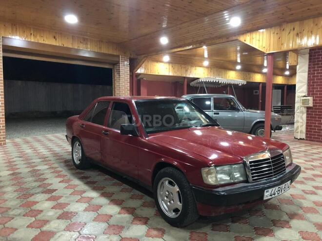 Mercedes 190 1988, 285,000 km - 2.0 l - Masallı