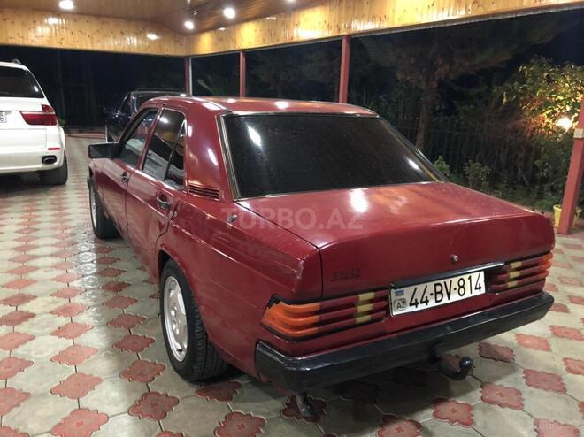 Mercedes 190 1988, 285,000 km - 2.0 l - Masallı