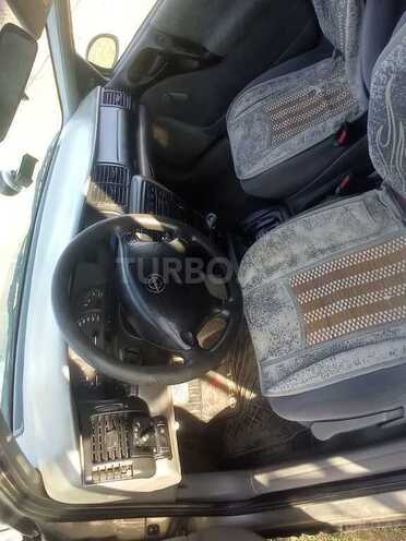 Opel Vectra 1997, 293,000 km - 1.6 l - Lənkəran